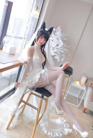 黄色美女免费网站_超清在线观看