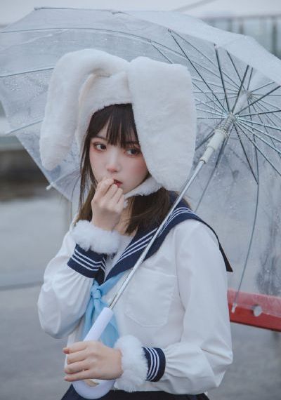 人妻夫目觉秘密_蓝光免费观看韩国