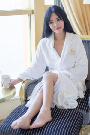 可疑的美容院免费看_HD高清电影在线