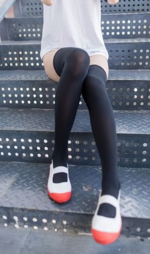 18禁美女裸体免费观看_剧情片免费观看视频