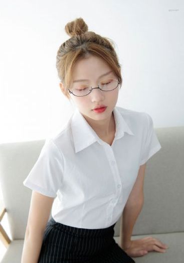 中文字幕人成乱码熟女免费_BD英语电影全集观看