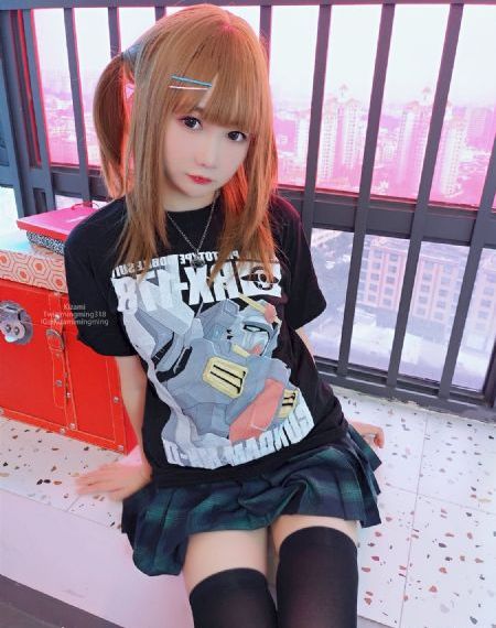 偷玩朋友丰满人妻好紧的亲身经历_剧情片视频大全