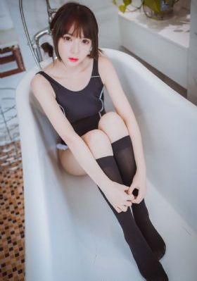 老板和裸体美女直播一级片操B免费_超清免费观看韩国