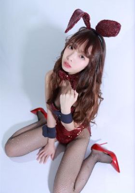 国产日产欧产精品精品郁金香_剧情片高清视频播放